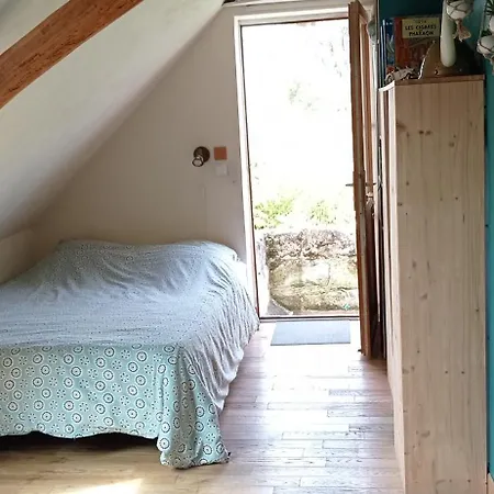 Holiday home 3 Dans Longere Aux Rosiers-sur-loire *